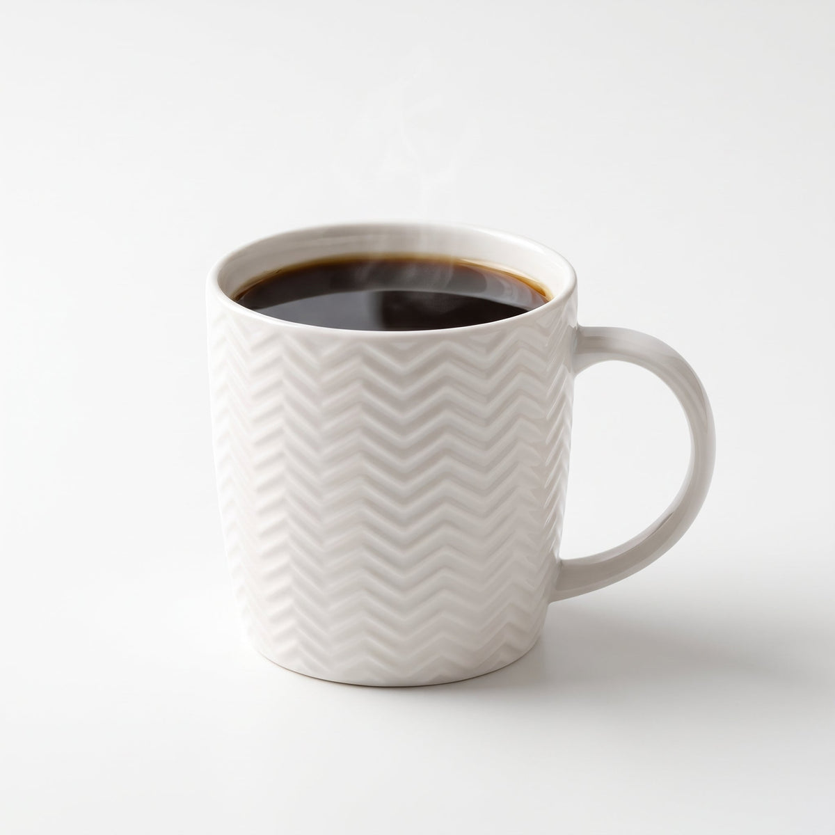 Textured white ceramic coffee mug – Elegant chevron pattern